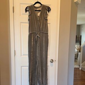 Gray Ruffle Sleeve Jumpsuit